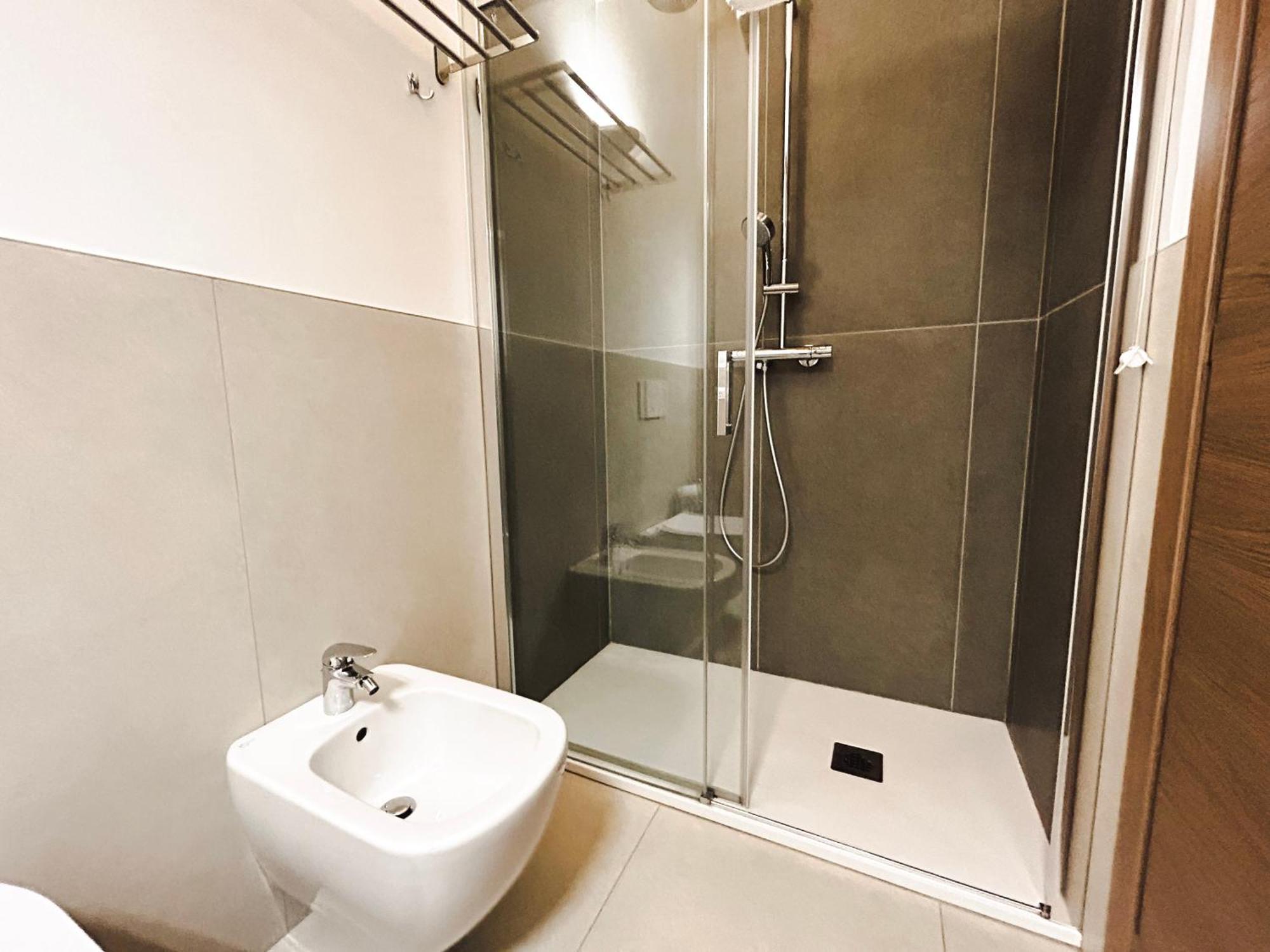 Via Poma Rooms เวโรนา ภายนอก รูปภาพ